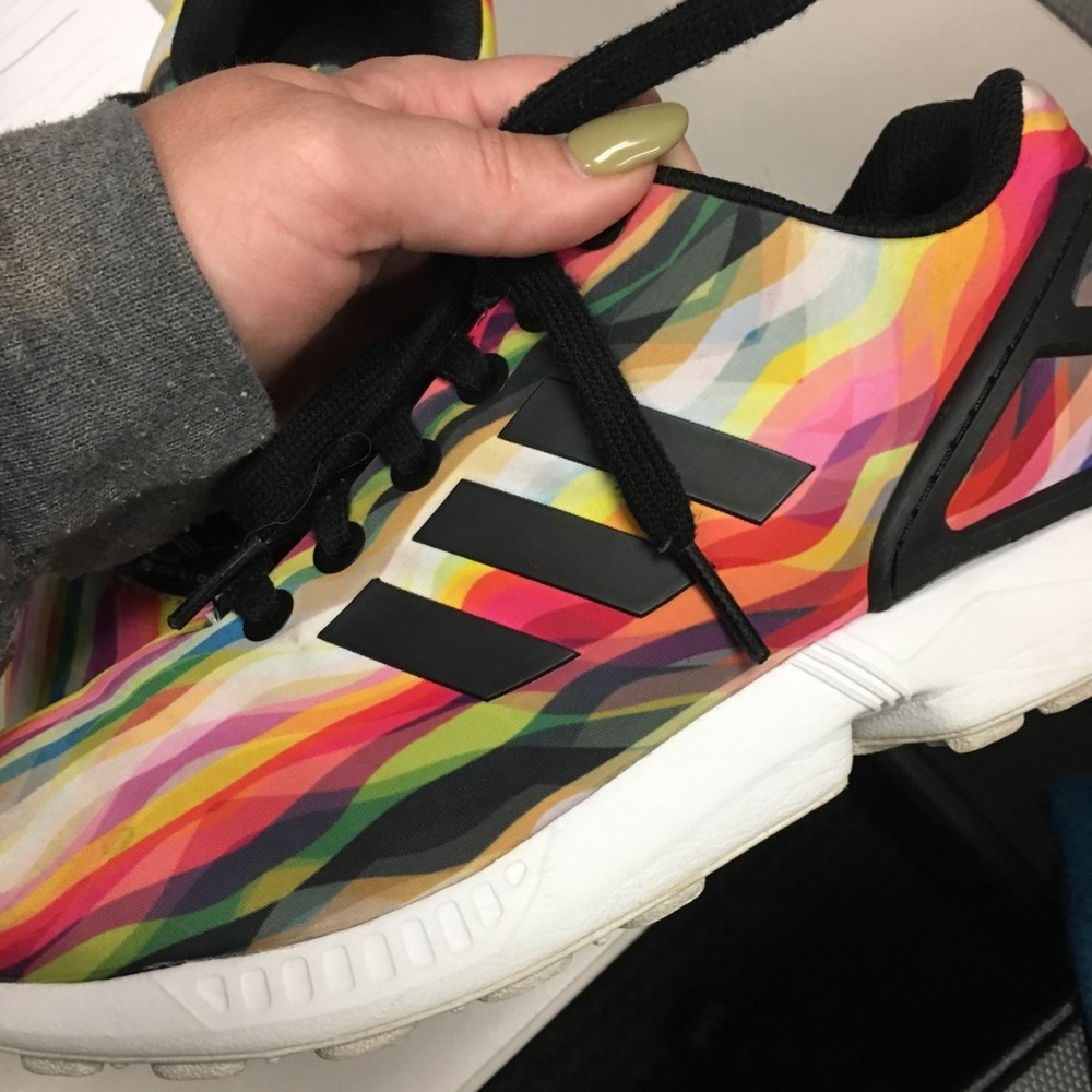 adidas size 7/8 running shoes